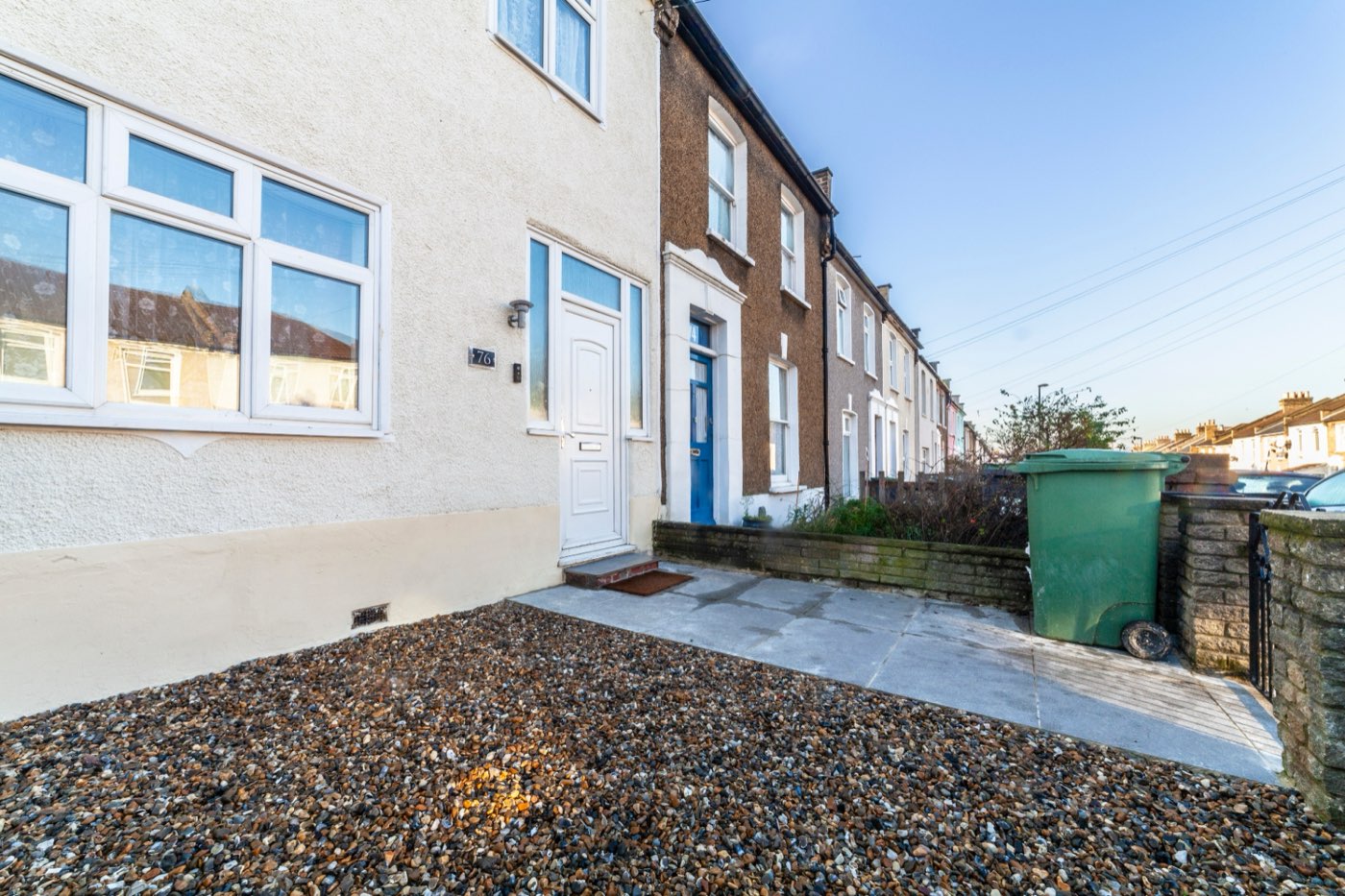 Sandhurst Road