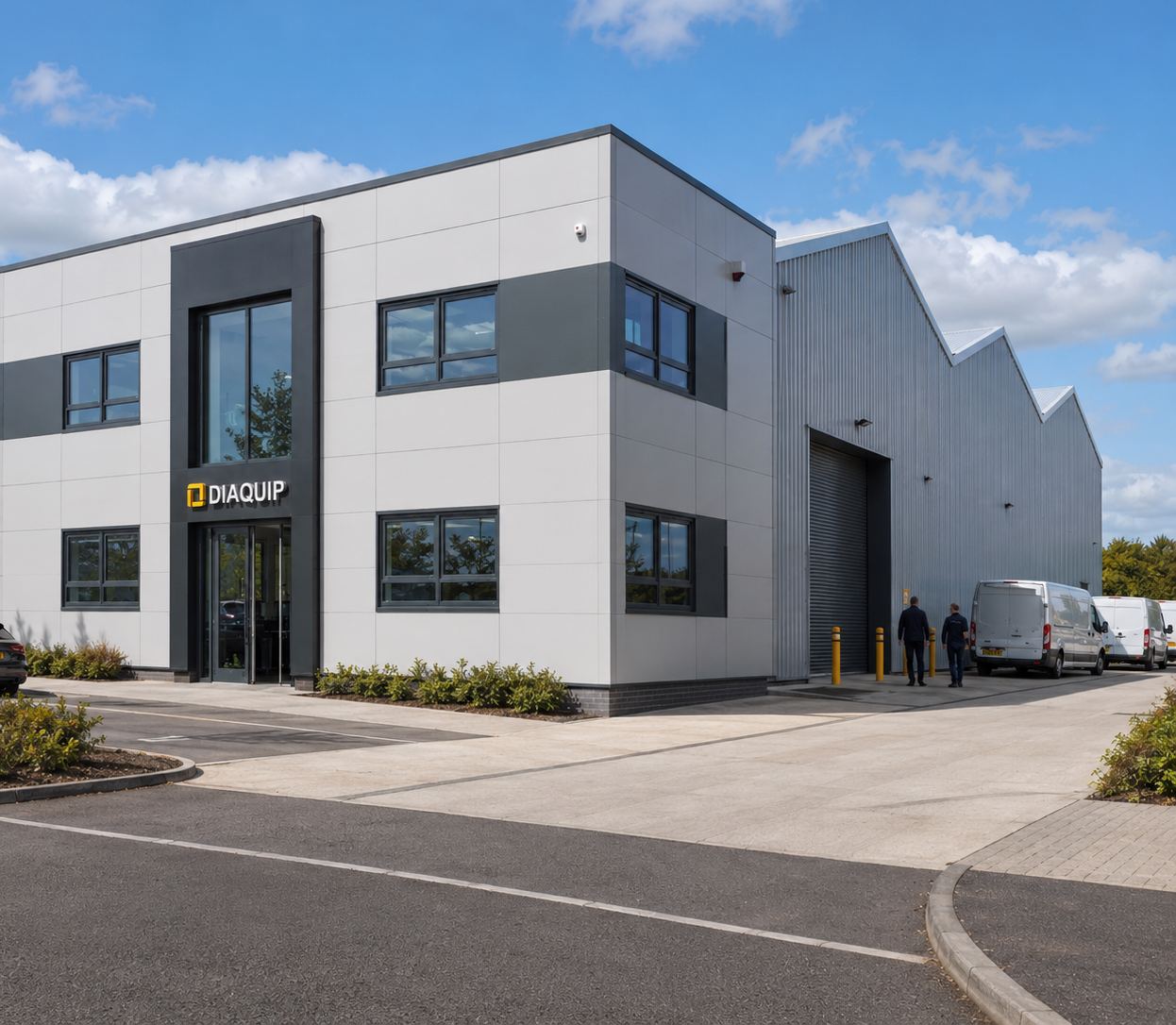 Office and warehouse unit with a loading door